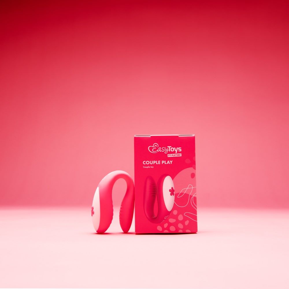EasyToys | Couple Play Couples Vibrator next to packaging