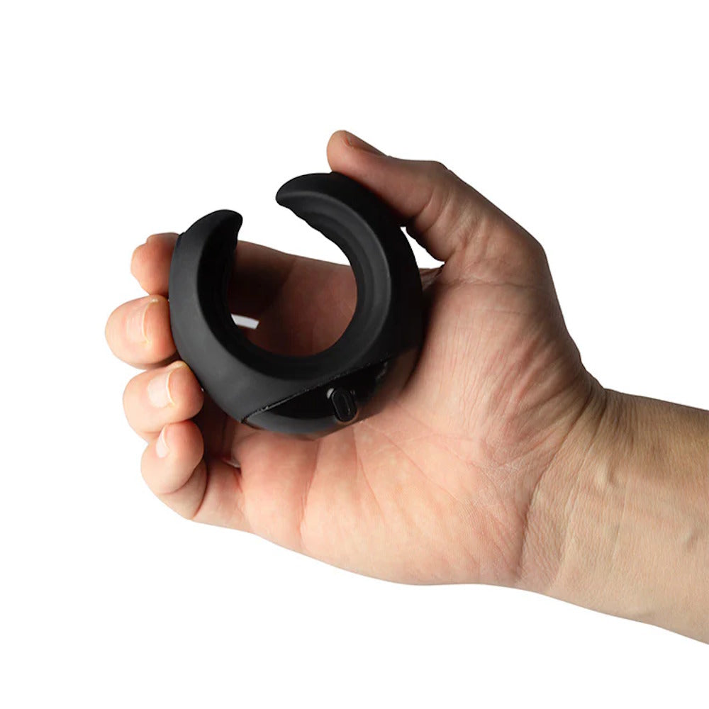 Rocks-Off | Echo Vibrating Male Masturbator In Hand