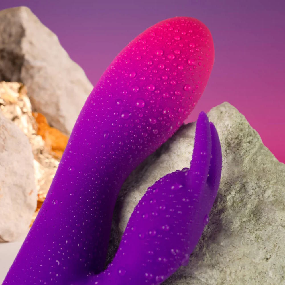 Waterproof Rocks-Off | Glo Girl Rabbit Vibrator Covered in Water Droplets