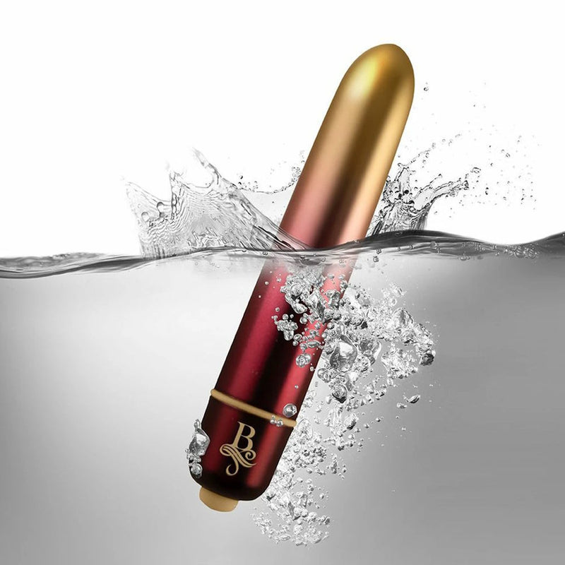 Waterroof Rocks-Off RO-90 Boudoir Bullet Vibrator (Debutante Gold) in water