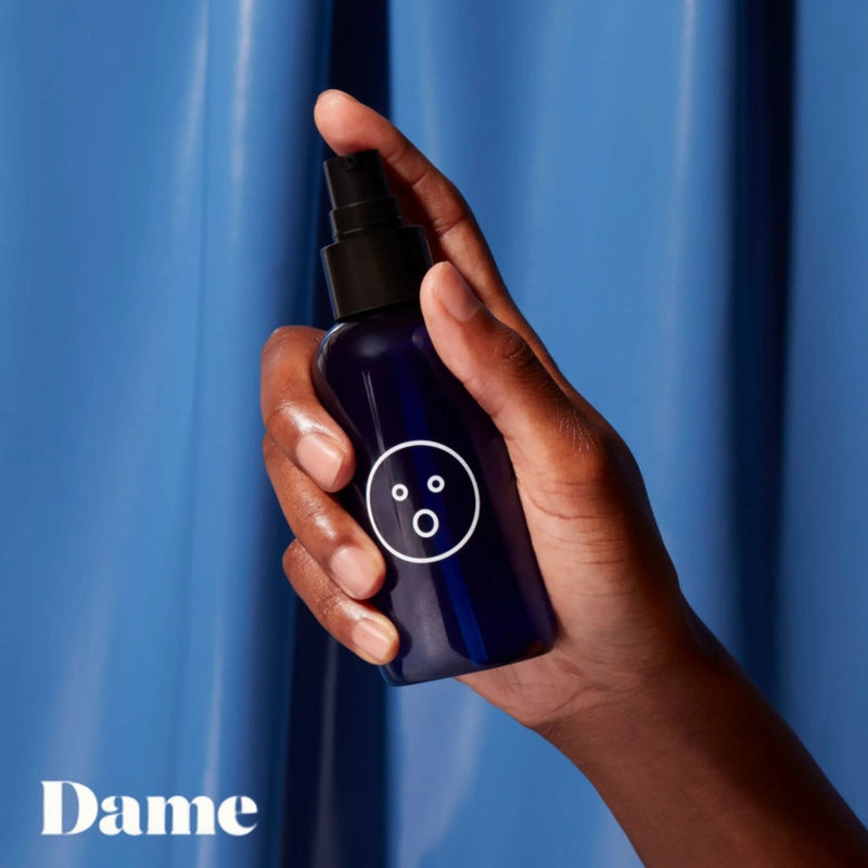 Woman holding Aloe Lube (118ml) | Dame